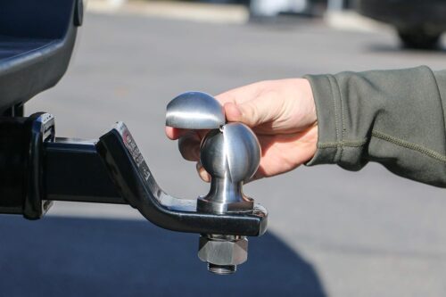 Weigh Safe WS07 2 5/16" Clam Shell Cap for 2" Tow Ball - Image 2